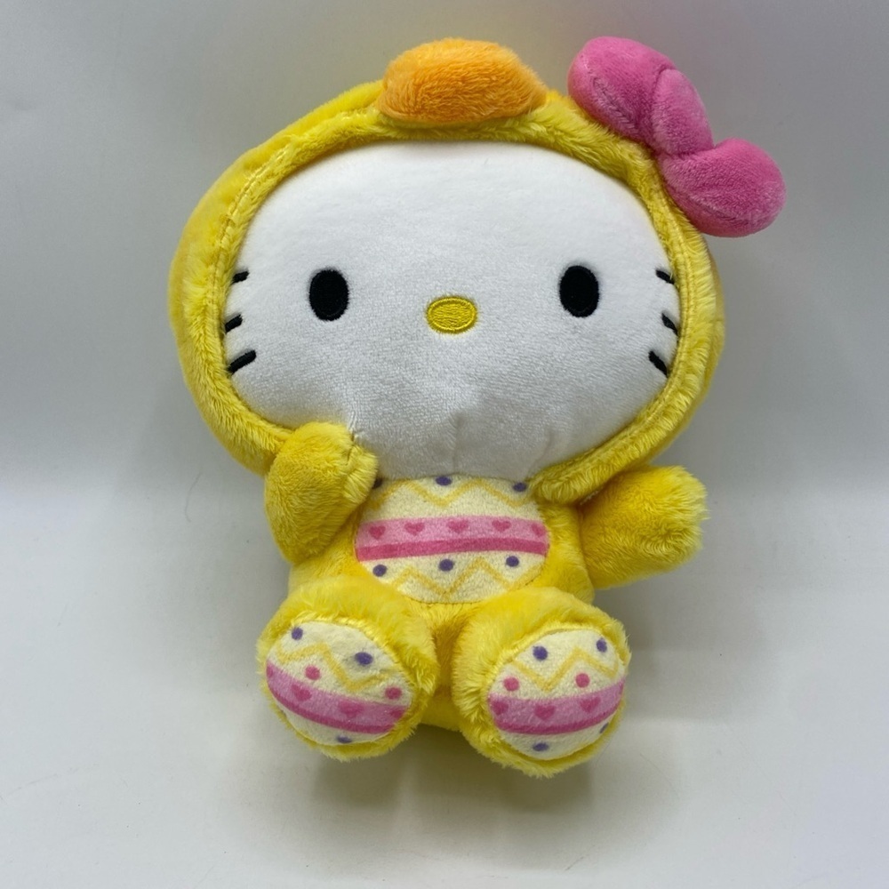 Hello Kitty with Chick outfit Plush: 8 inch Easter/Spring kawaii 2025 Yellow
